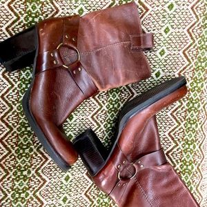 Mia leather boots engineer harness biker heels leather size 10 women ankle short